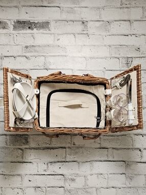 Wicker Picnic Basket Set 2 Person Plates Wine Glasses Utensils